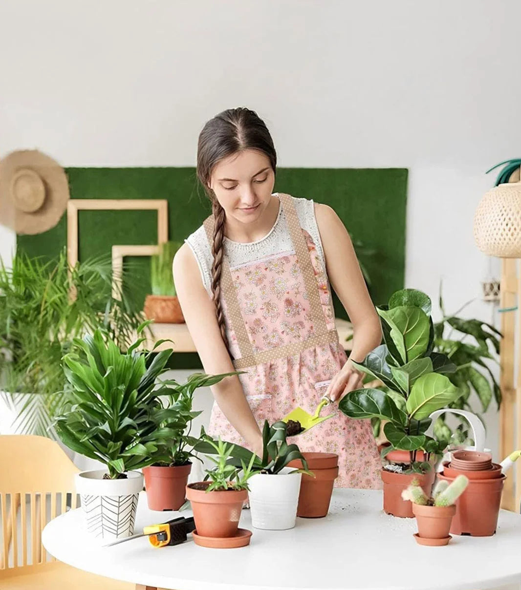 Kitchen floral printed apron for women with comfortable fit and stain protection while cooking